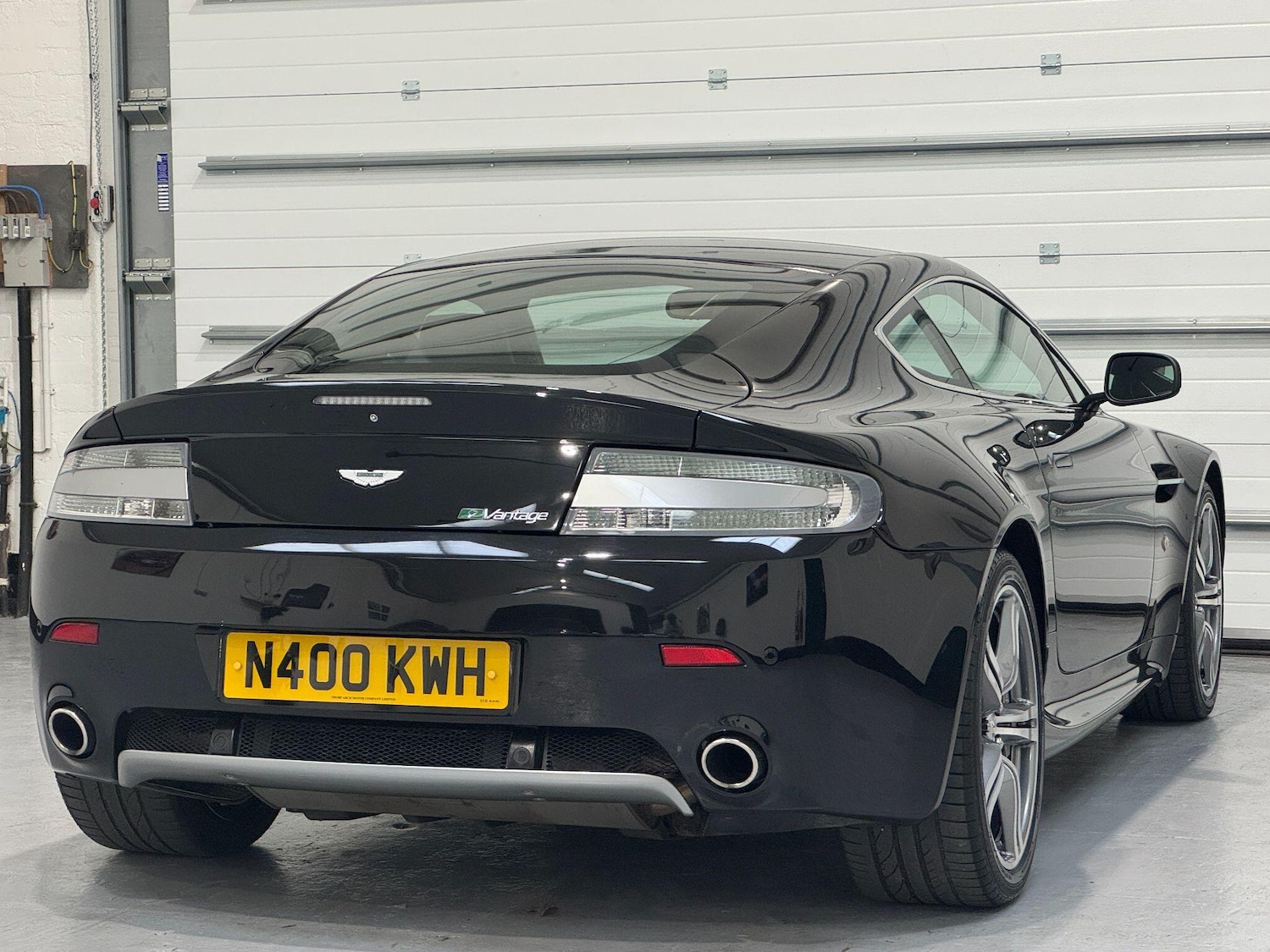 Used Aston Martin Vantage 2009 for sale - 77798992: Photo 12