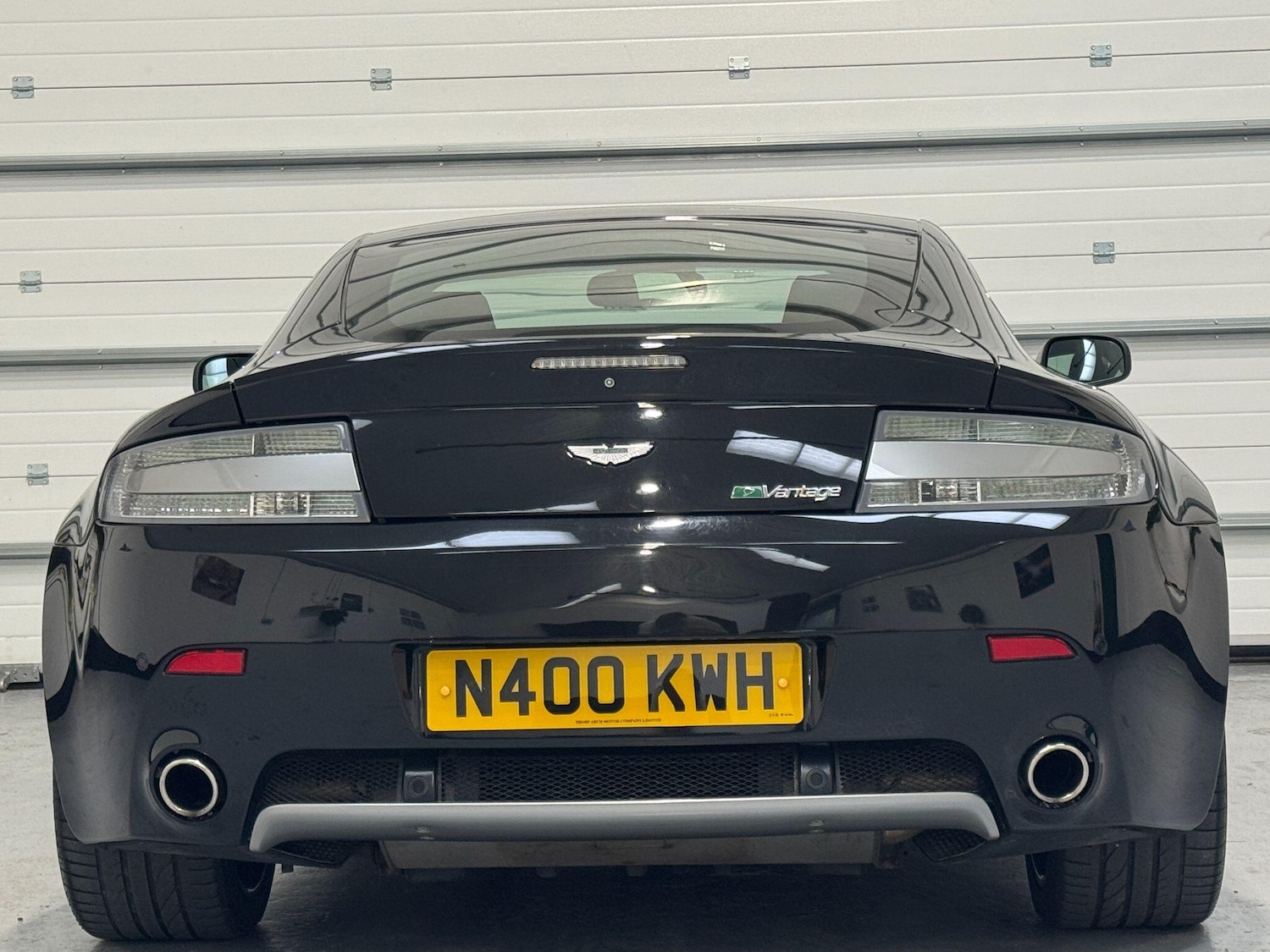 Used Aston Martin Vantage 2009 for sale - 77798992: Photo 13