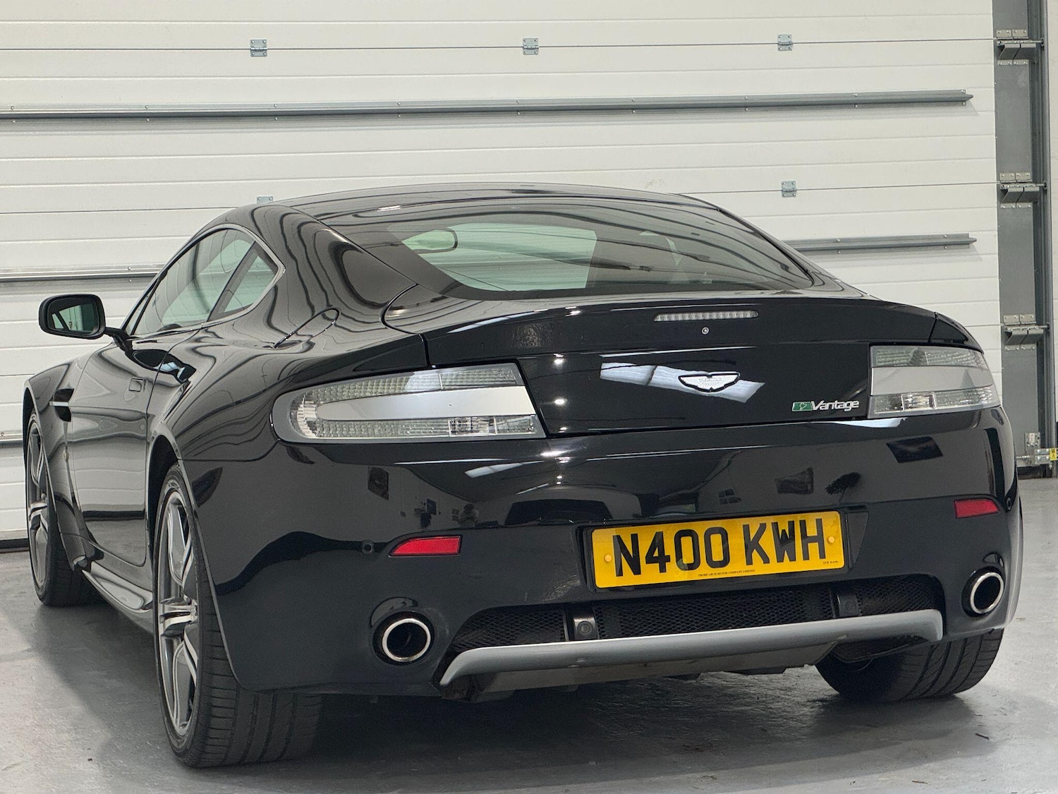 Used Aston Martin Vantage 2009 for sale - 77798992: Photo 14
