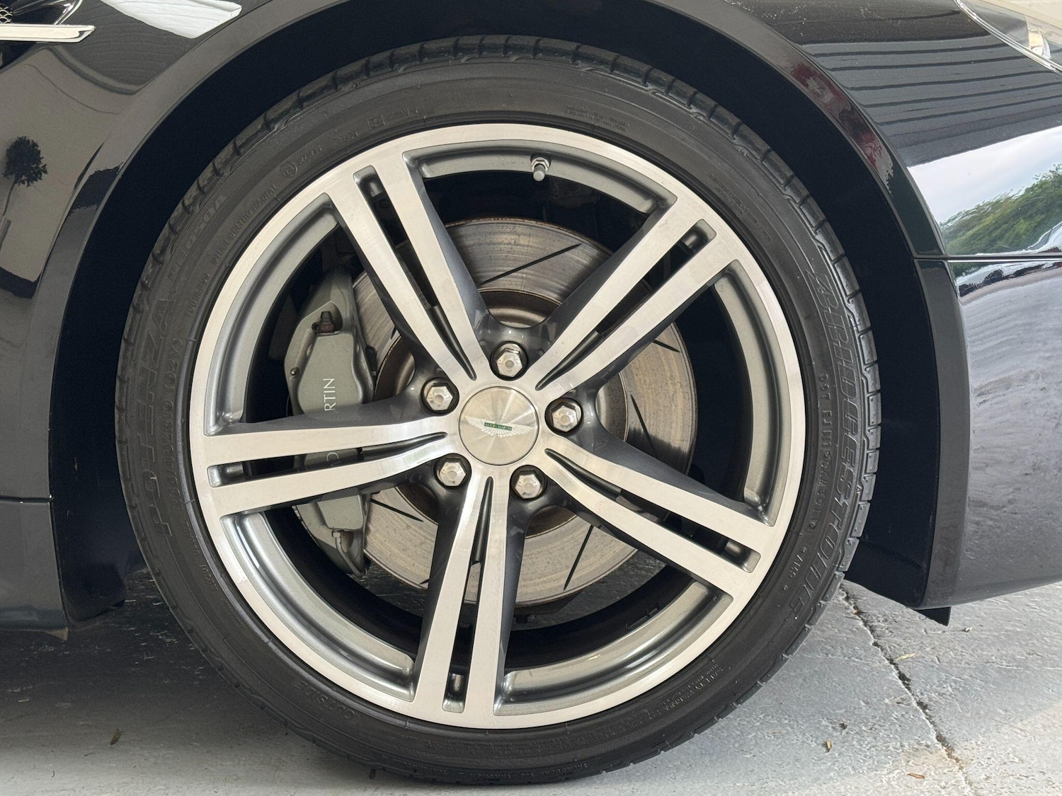 Used Aston Martin Vantage 2009 for sale - 77798992: Photo 24