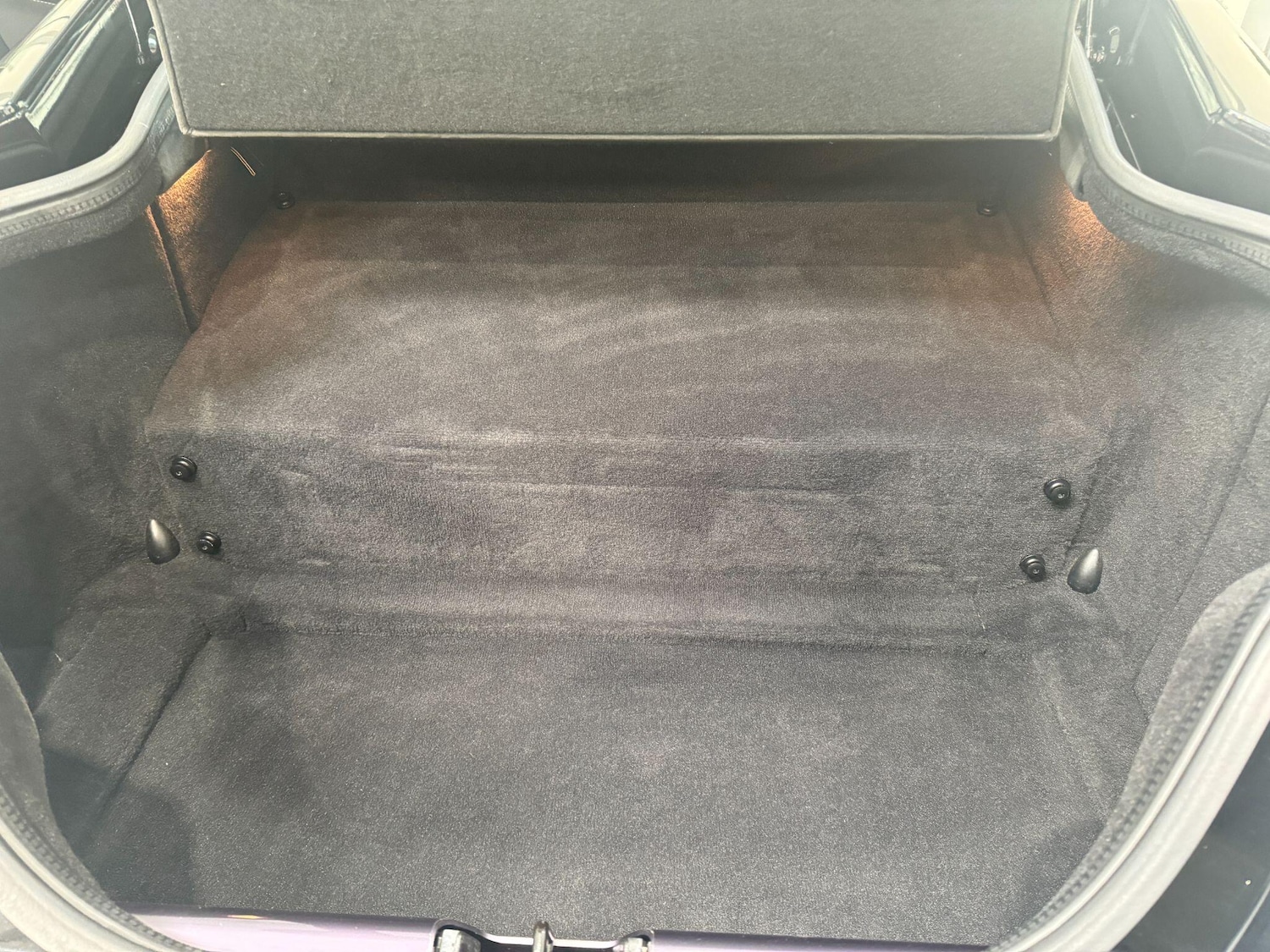 Used Aston Martin Vantage 2009 for sale - 77798992: Photo 41