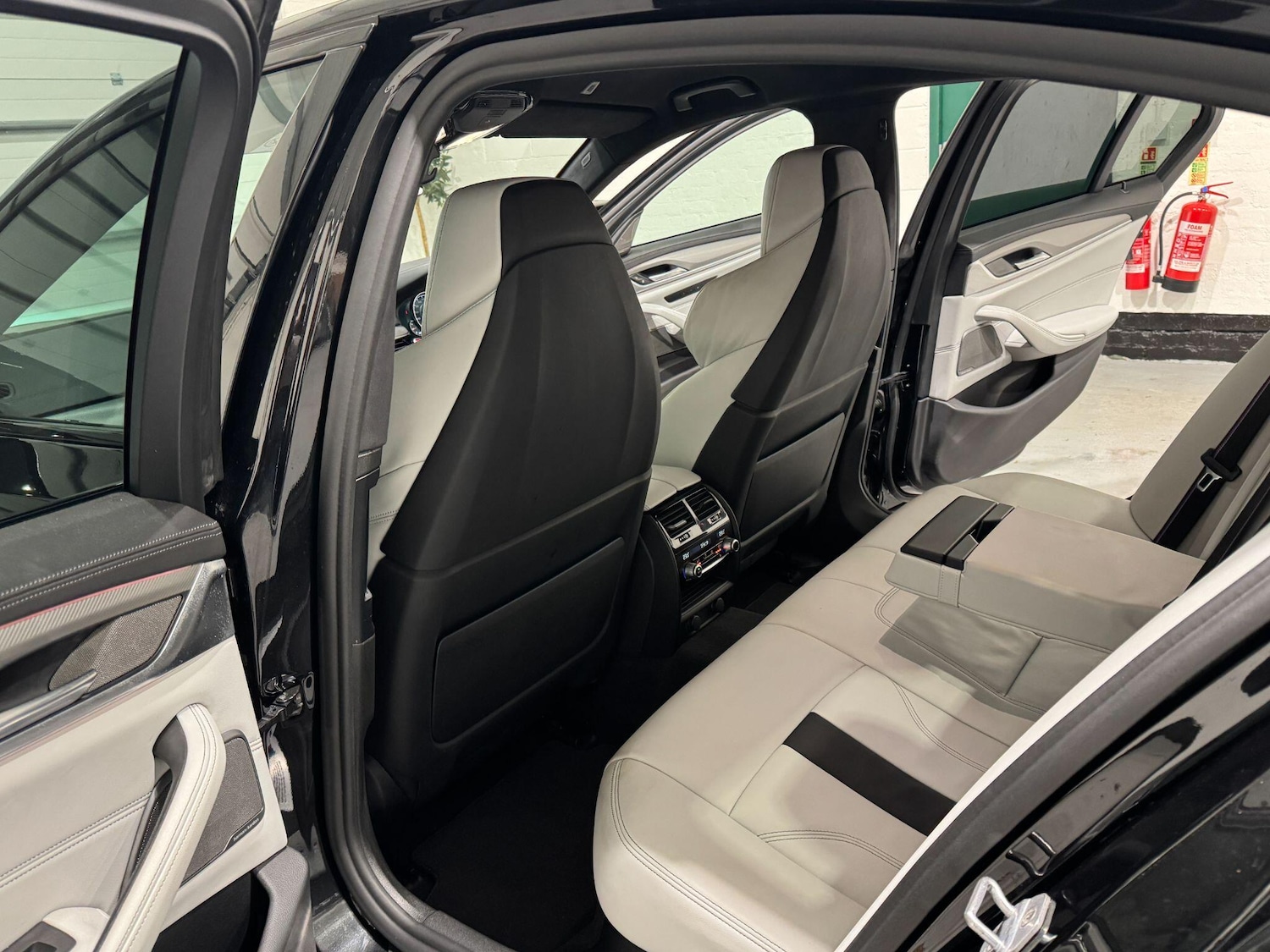 Used BMW M5 for sale - 77015808: Photo 69