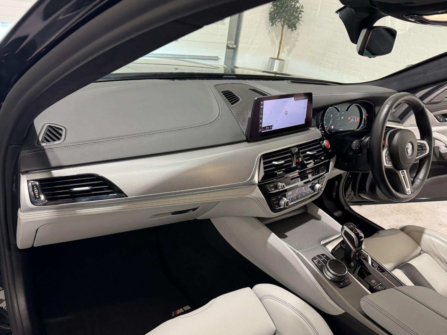 Used BMW M5 for sale - 77015808: Photo 74