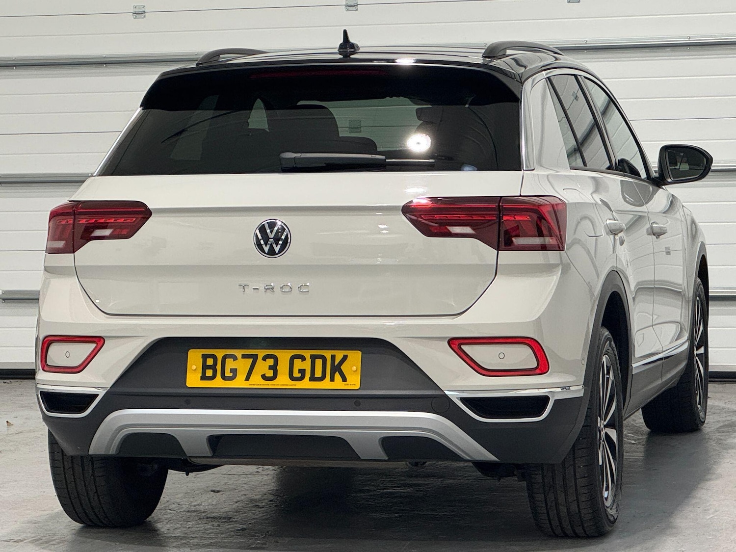 Used Volkswagen T-Roc 2023 for sale - 76484869: Photo 12