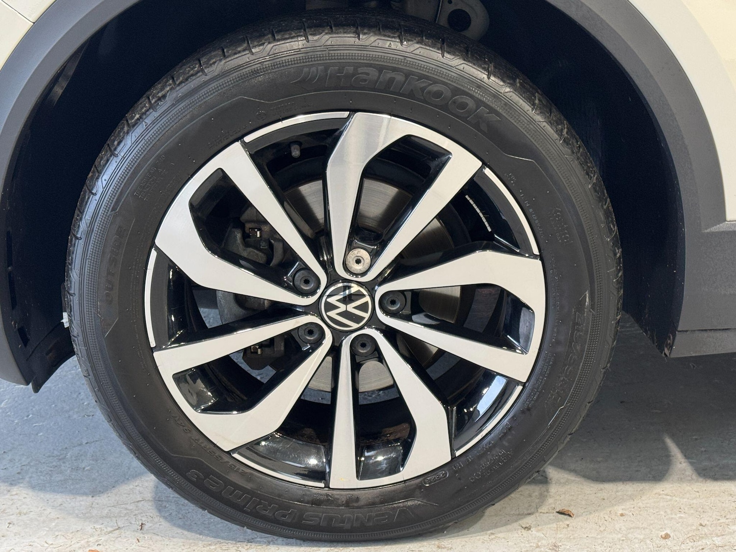 Used Volkswagen T-Roc 2023 for sale - 76484869: Photo 21