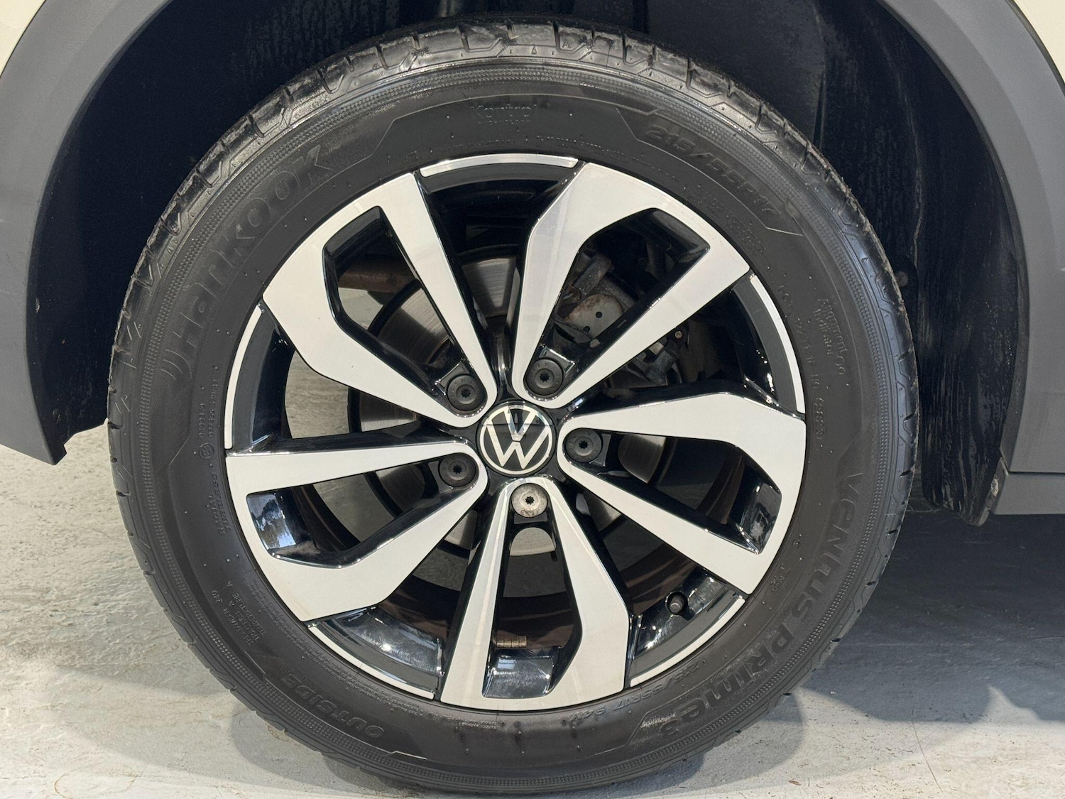 Used Volkswagen T-Roc 2023 for sale - 76484869: Photo 22