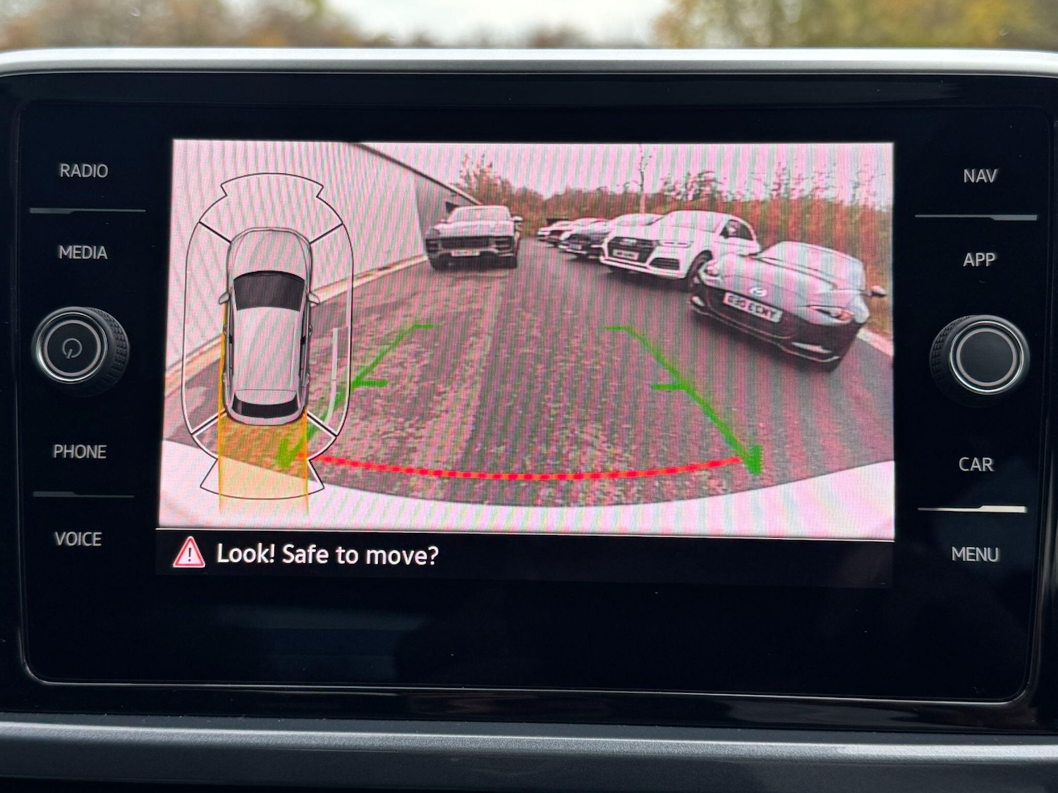 Used Volkswagen T-Roc 2023 for sale - 76484869: Photo 43