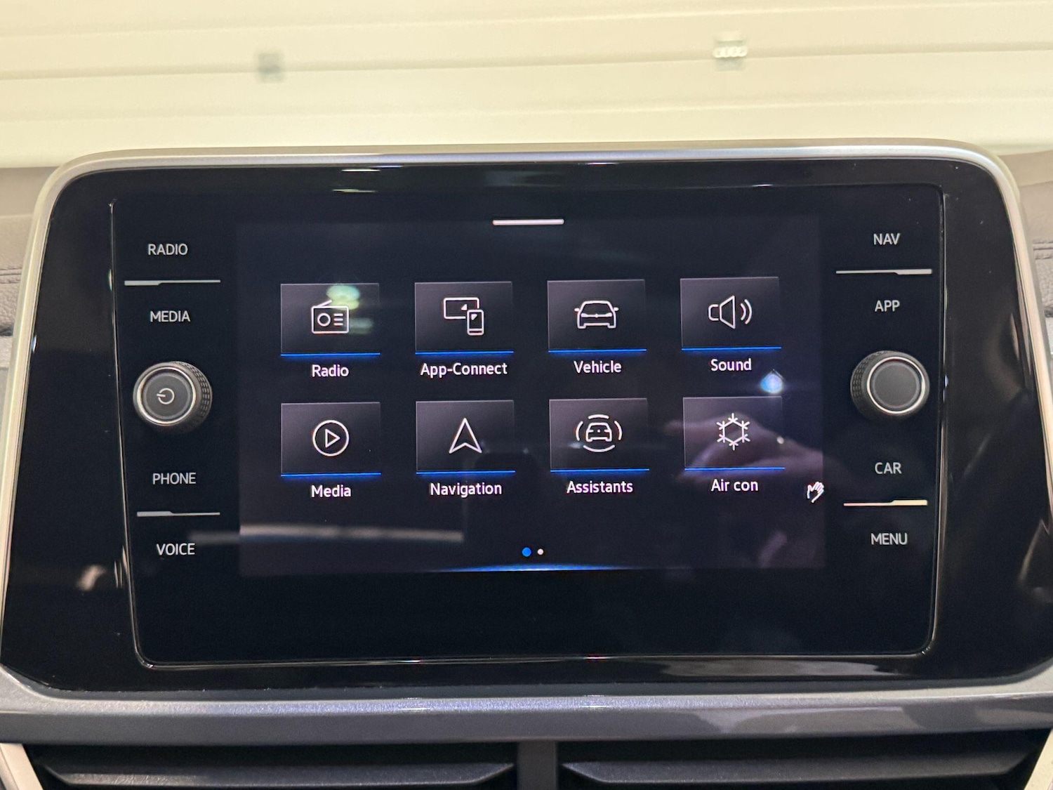 Used Volkswagen T-Roc 2023 for sale - 76484869: Photo 48