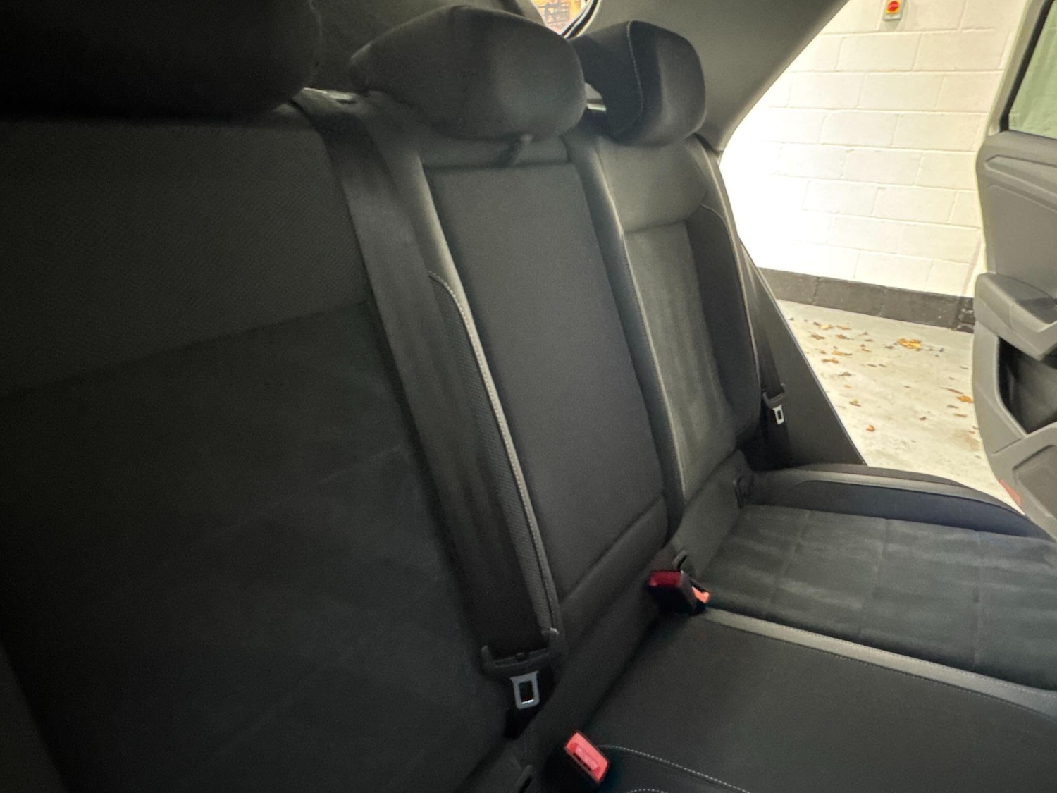 Used Volkswagen T-Roc 2023 for sale - 76484869: Photo 54