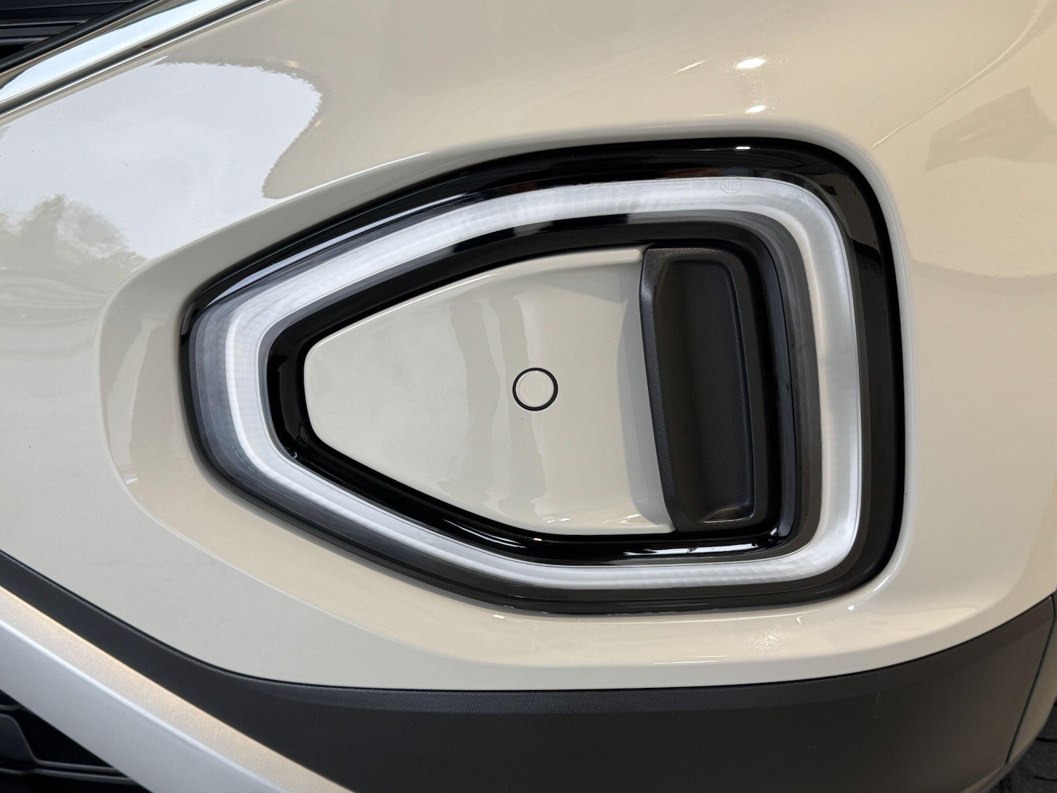 Used Volkswagen T-Roc 2023 for sale - 76484869: Photo 79