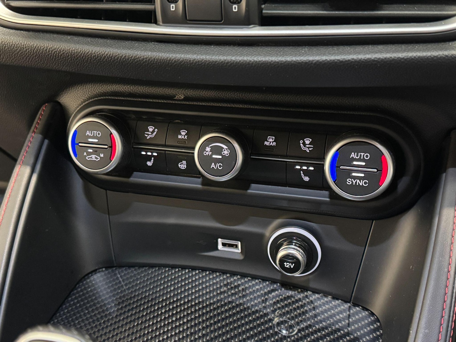 Used Alfa Romeo Stelvio for sale - 76926679: Photo 62