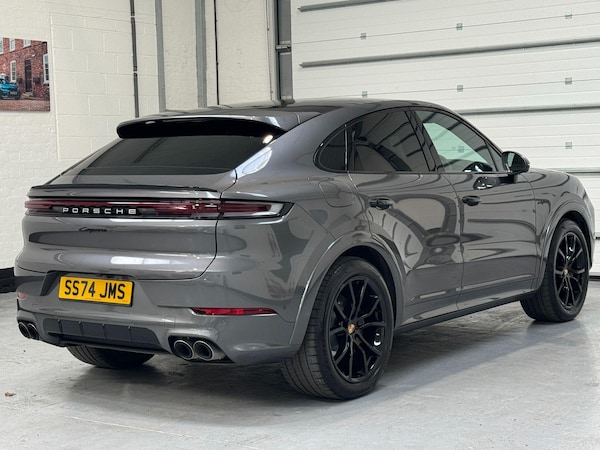 Used Porsche Cayenne 2024 for sale - 76215131: Photo 11