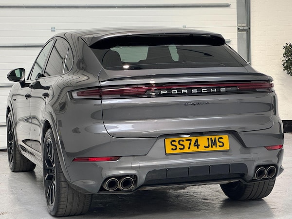 Used Porsche Cayenne 2024 for sale - 76215131: Photo 14