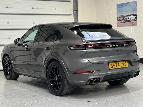 Used Porsche Cayenne 2024 for sale - 76215131: Photo 15