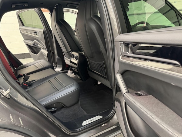 Used Porsche Cayenne 2024 for sale - 76215131: Photo 49