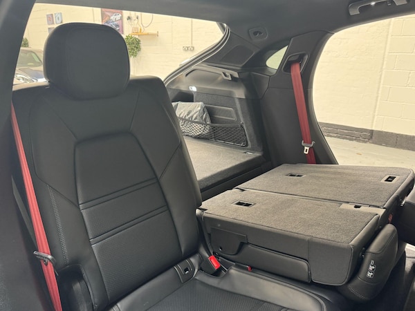 Used Porsche Cayenne 2024 for sale - 76215131: Photo 56
