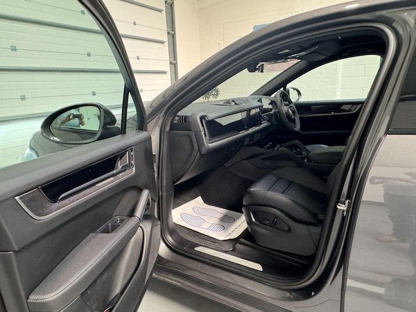 Used Porsche Cayenne 2024 for sale - 76215131: Photo 60
