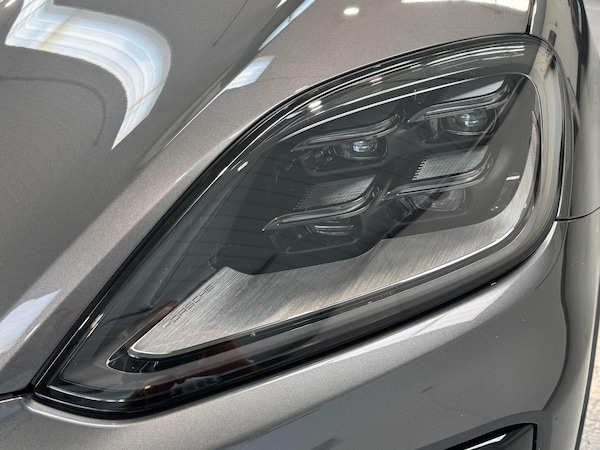 Used Porsche Cayenne 2024 for sale - 76215131: Photo 69