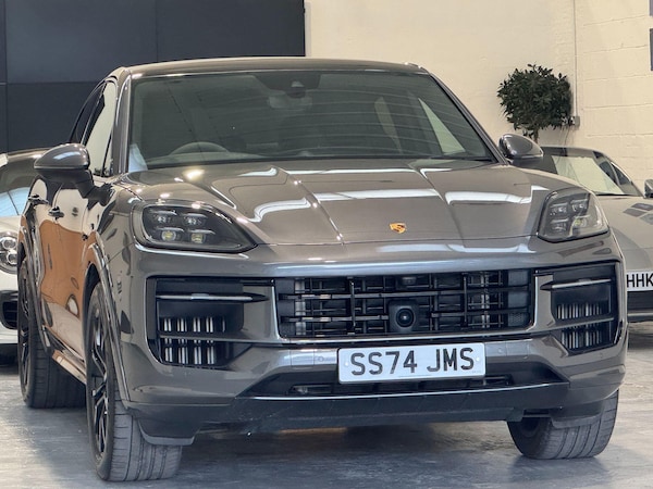 Used Porsche Cayenne 2024 for sale - 76215131: Photo 6