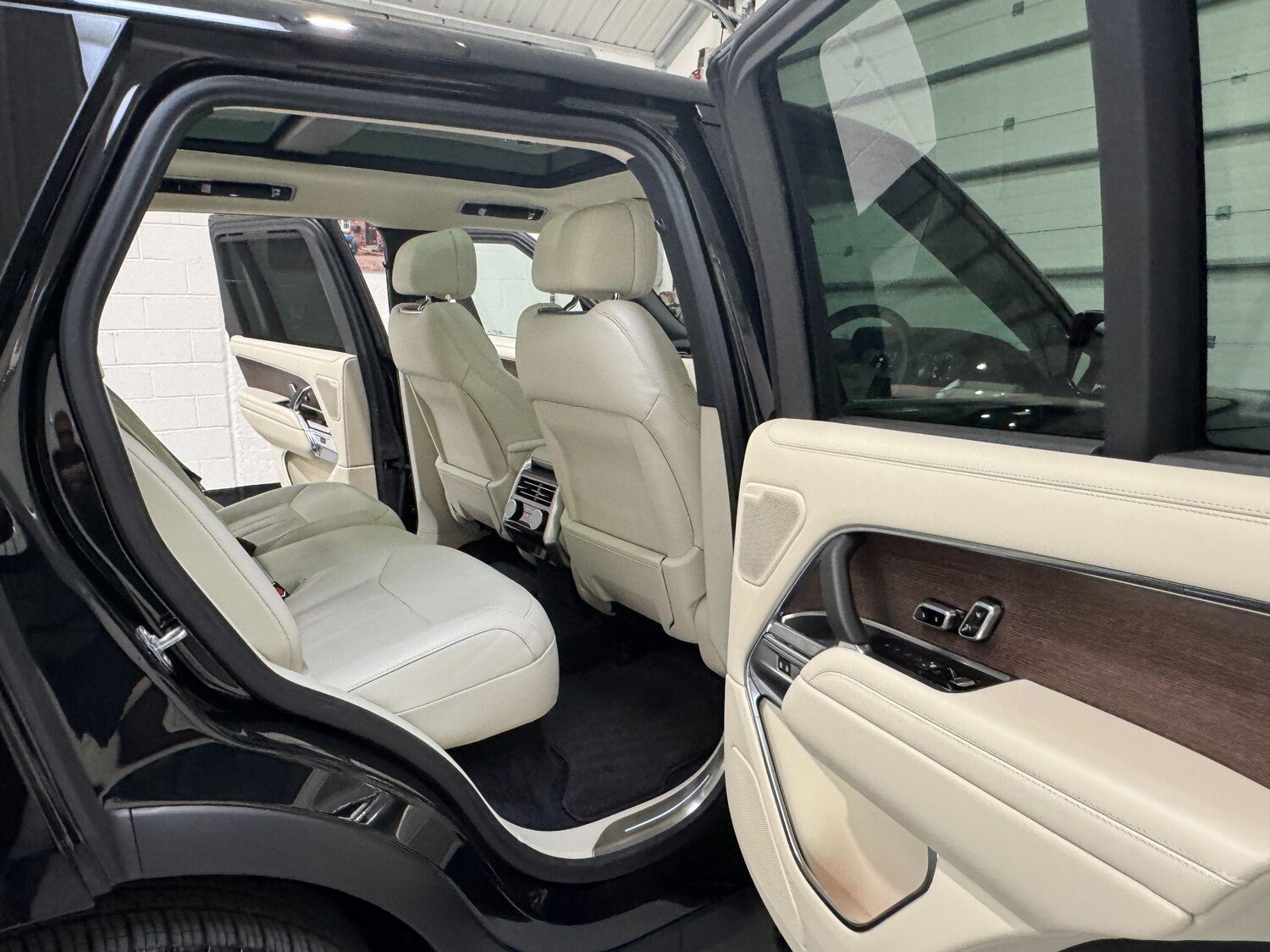 Used Land Rover Range Rover for sale - 76226534: Photo 74