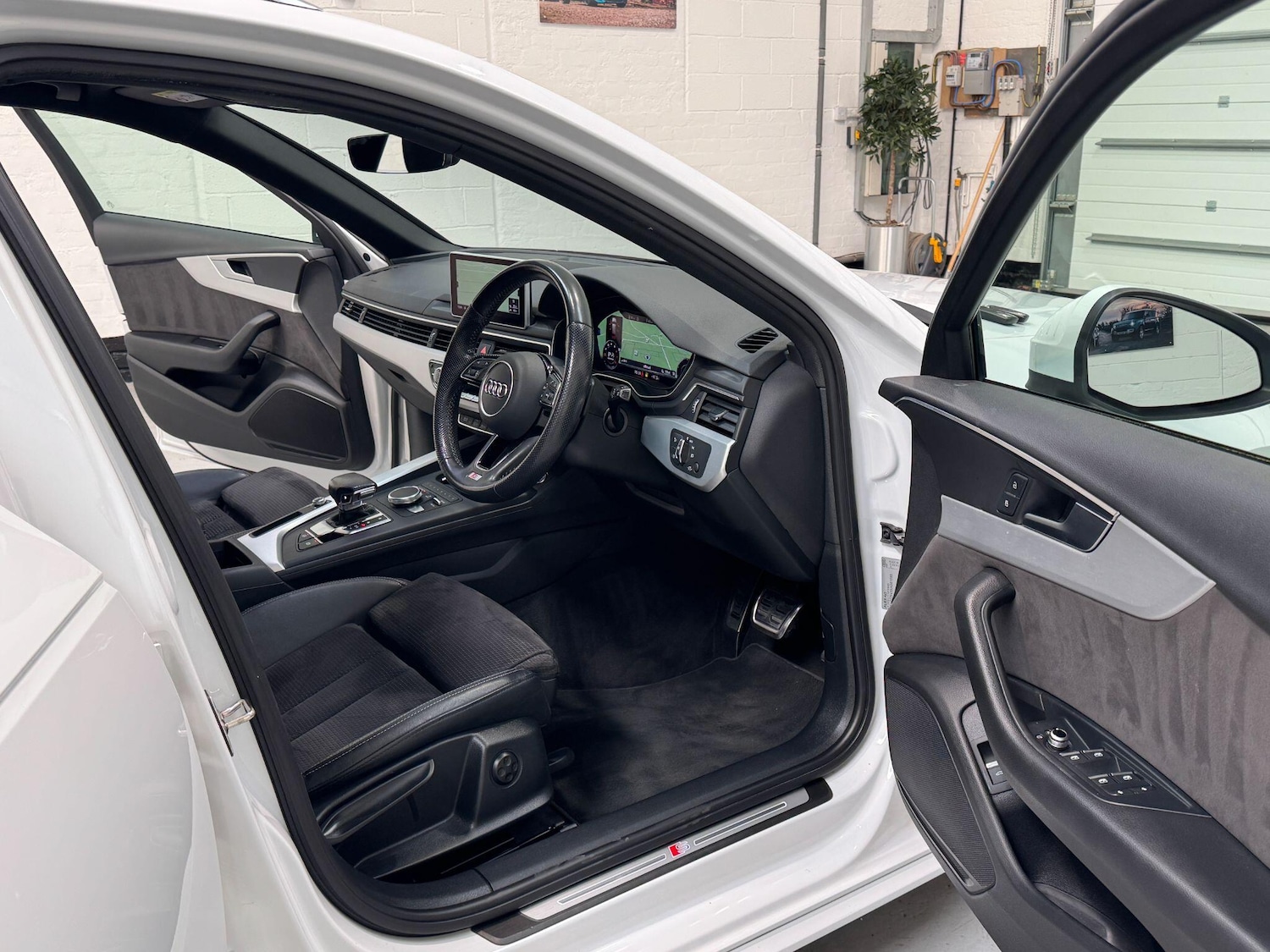 Used Audi A4 2019 for sale - 78184699: Photo 22