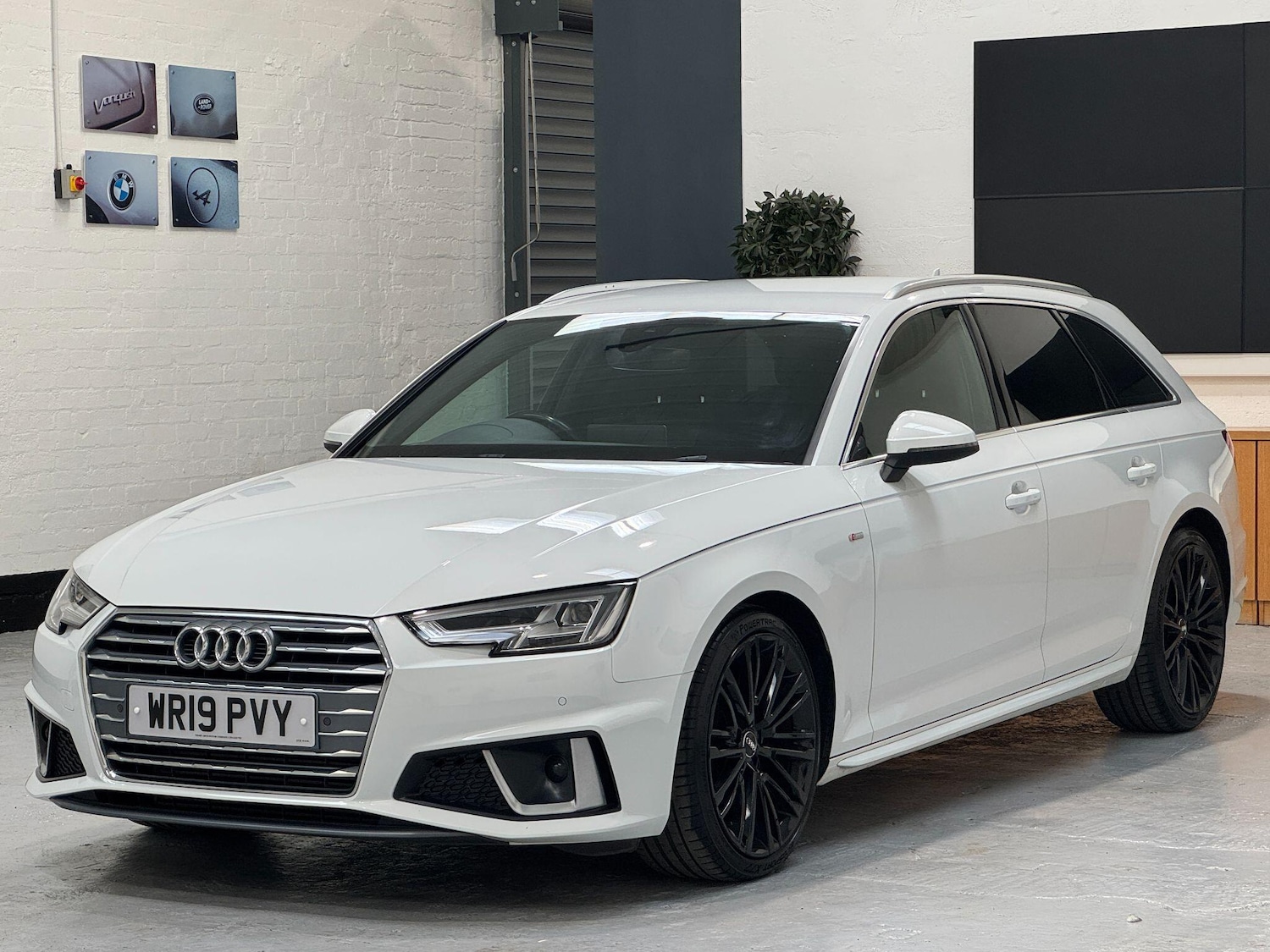 Used Audi A4 2019 for sale - 78184699: Photo 3