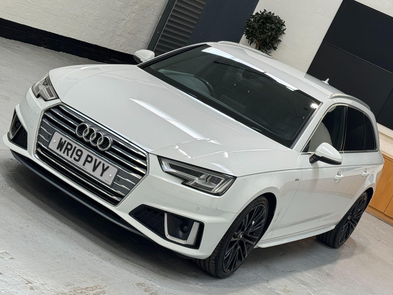 Used Audi A4 2019 for sale - 78184699: Photo 34