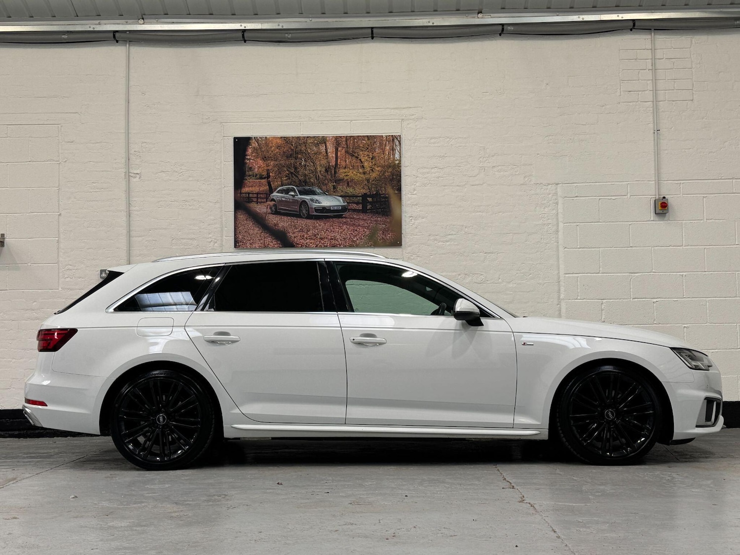 Used Audi A4 2019 for sale - 78184699: Photo 8