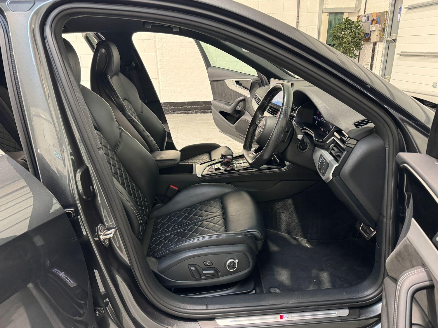 Used Audi S4 2020 for sale - 76666668: Photo 17