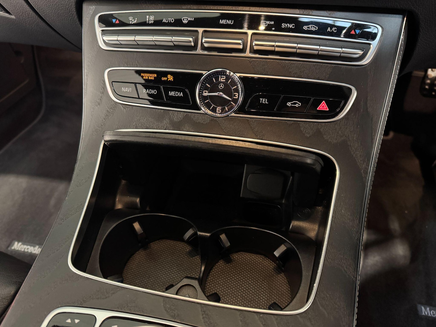 Used Mercedes-Benz E Class 2020 for sale - 76409160: Photo 26