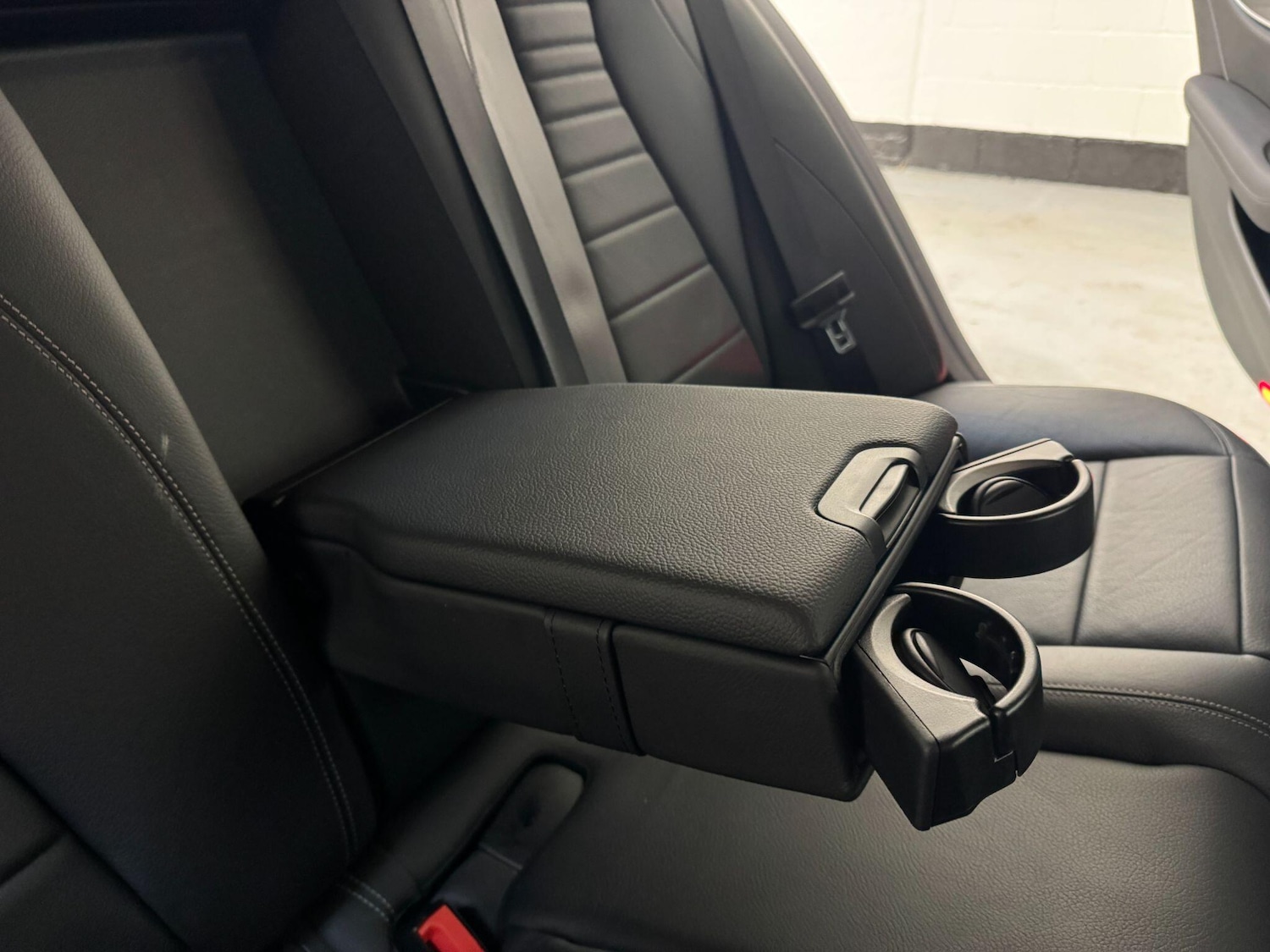 Used Mercedes-Benz E Class 2020 for sale - 76409160: Photo 44