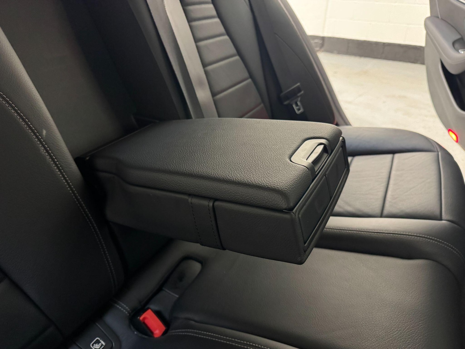 Used Mercedes-Benz E Class 2020 for sale - 76409160: Photo 46