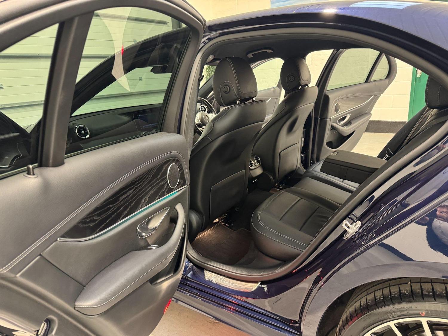 Used Mercedes-Benz E Class 2020 for sale - 76409160: Photo 48