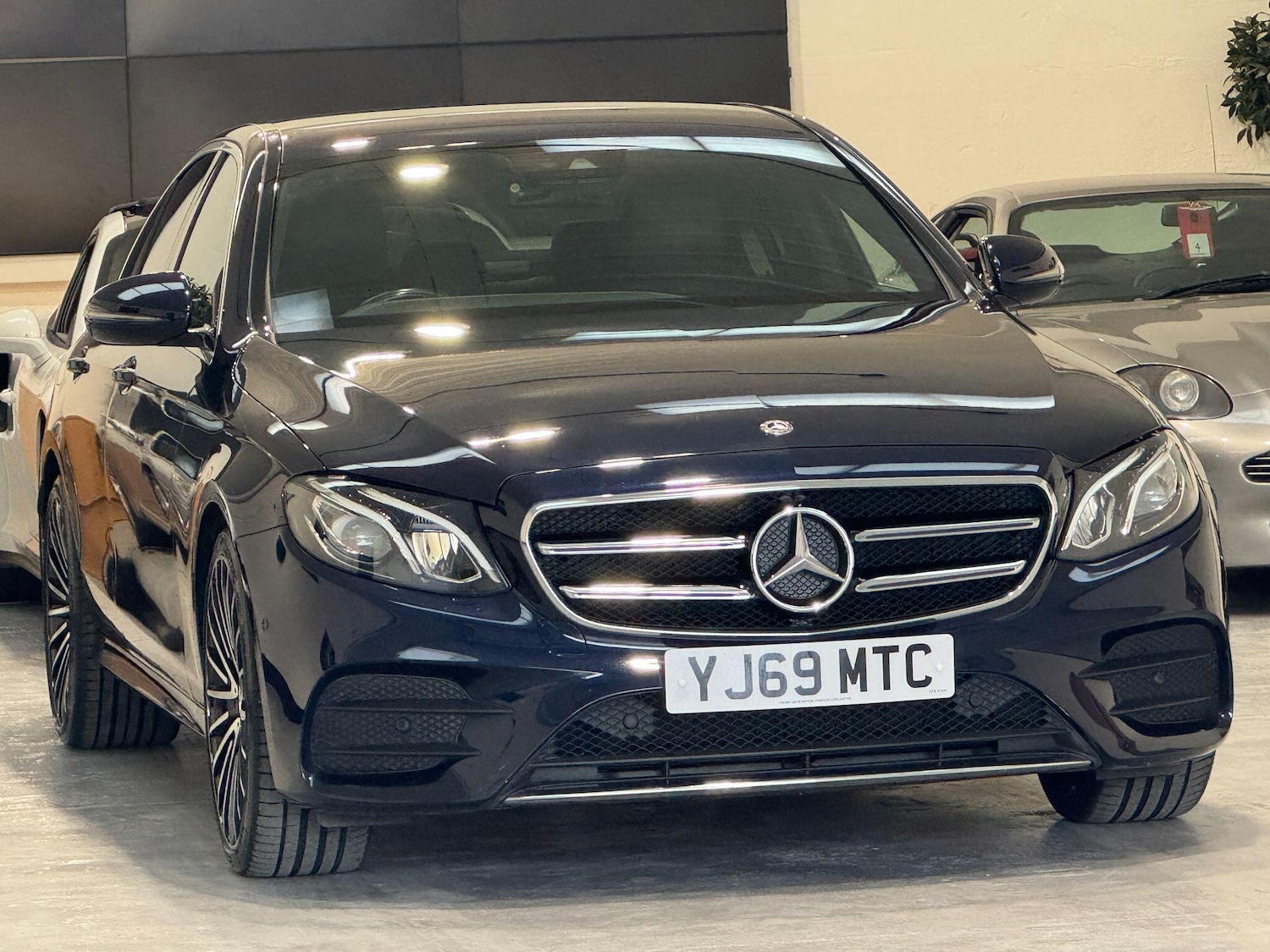 Used Mercedes-Benz E Class 2020 for sale - 76409160: Photo 6