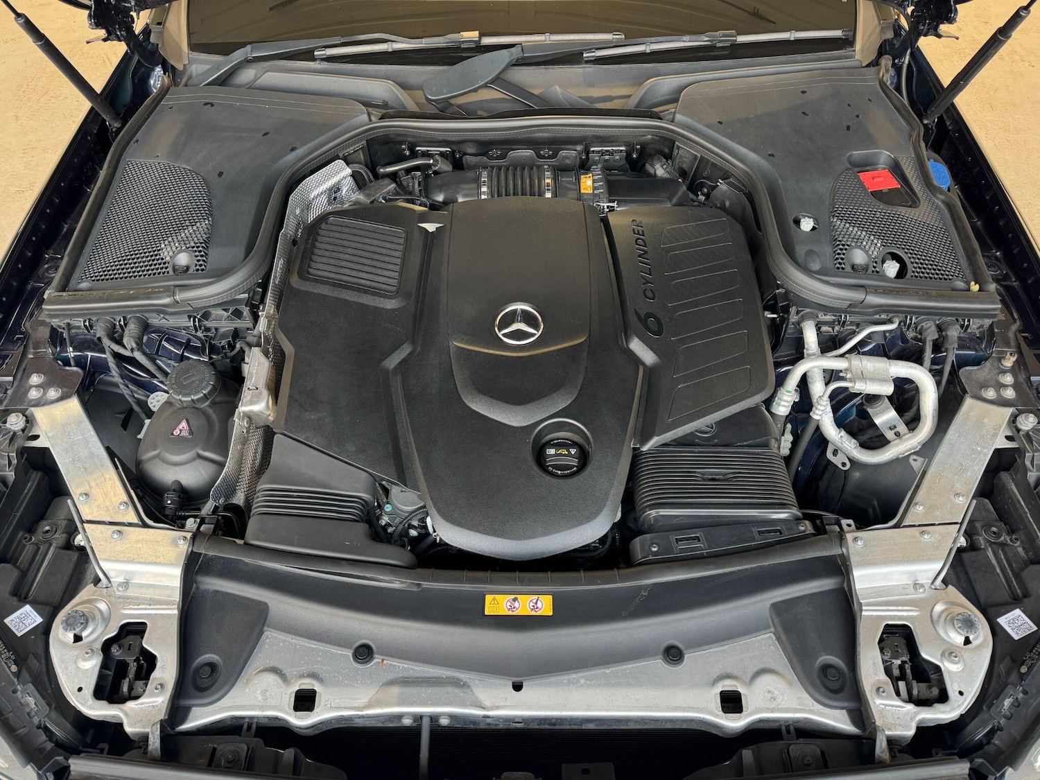 Used Mercedes-Benz E Class 2020 for sale - 76409160: Photo 86