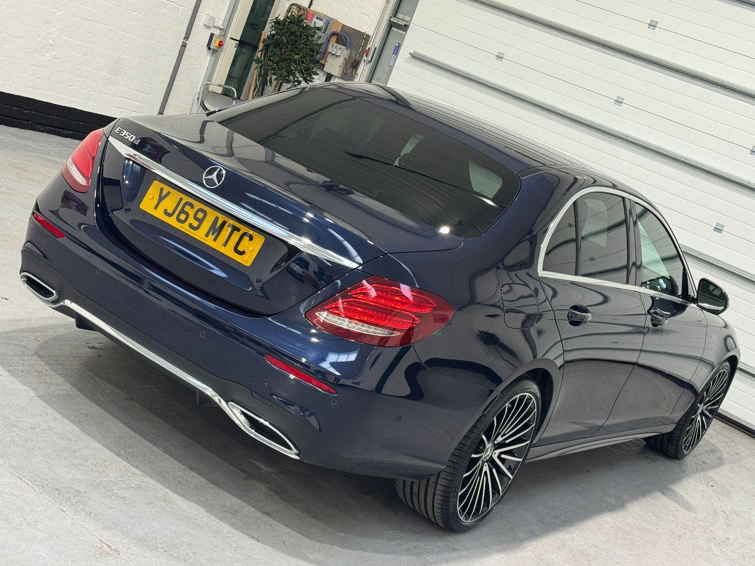 Used Mercedes-Benz E Class 2020 for sale - 76409160: Photo 89