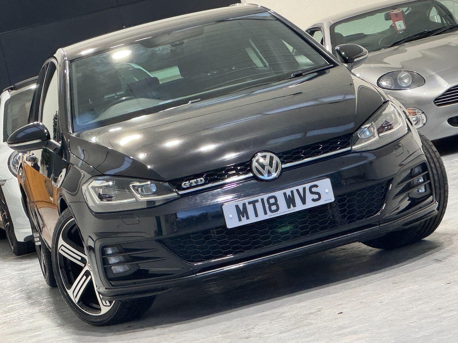 Used Volkswagen Golf 2018 for sale - 76485756: Photo 1