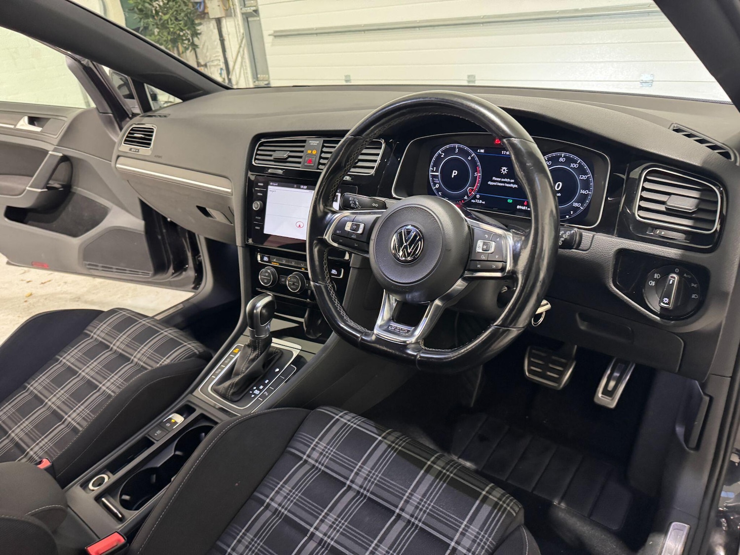 Used Volkswagen Golf 2018 for sale - 76485756: Photo 17