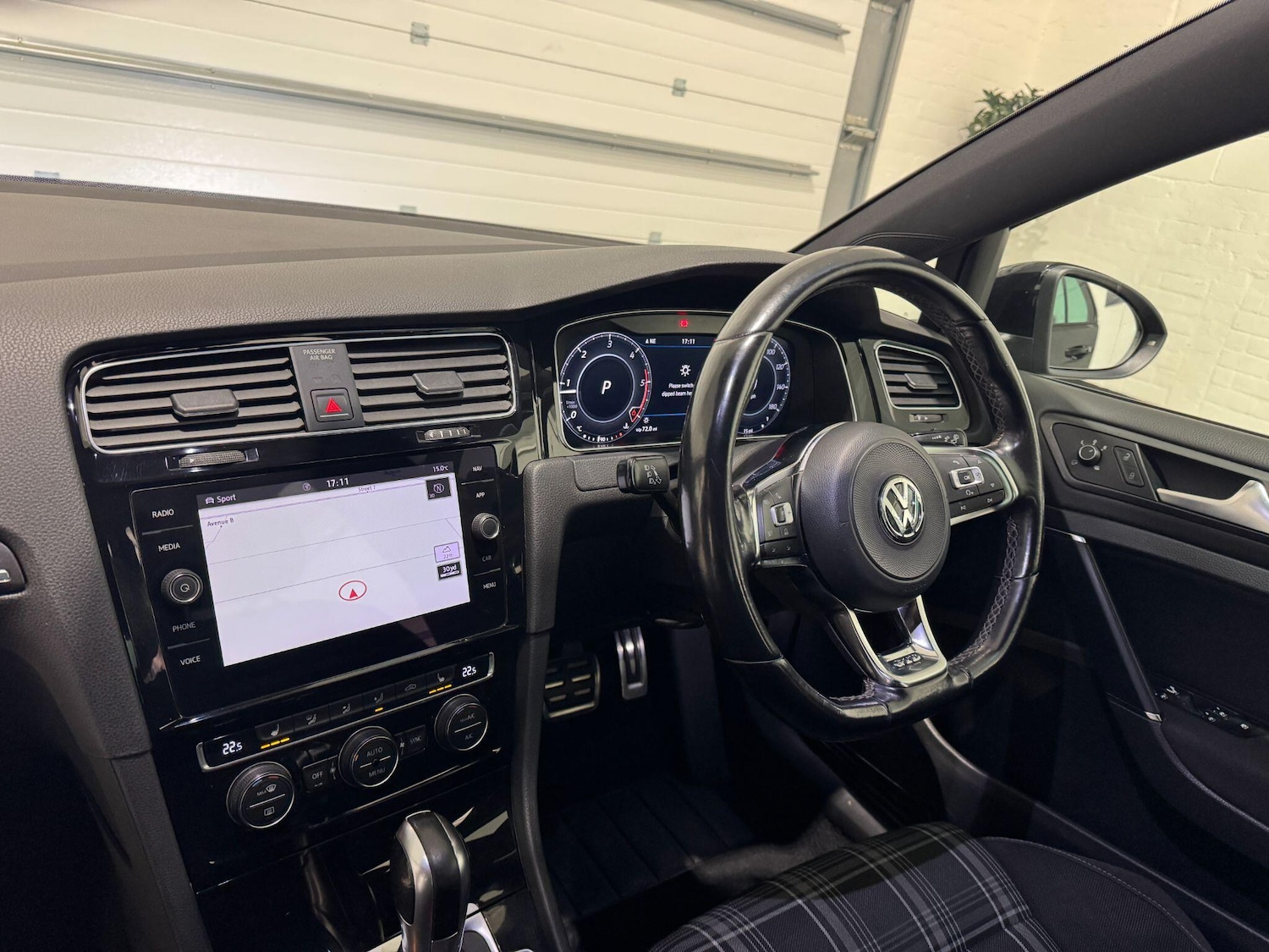 Used Volkswagen Golf 2018 for sale - 76485756: Photo 46