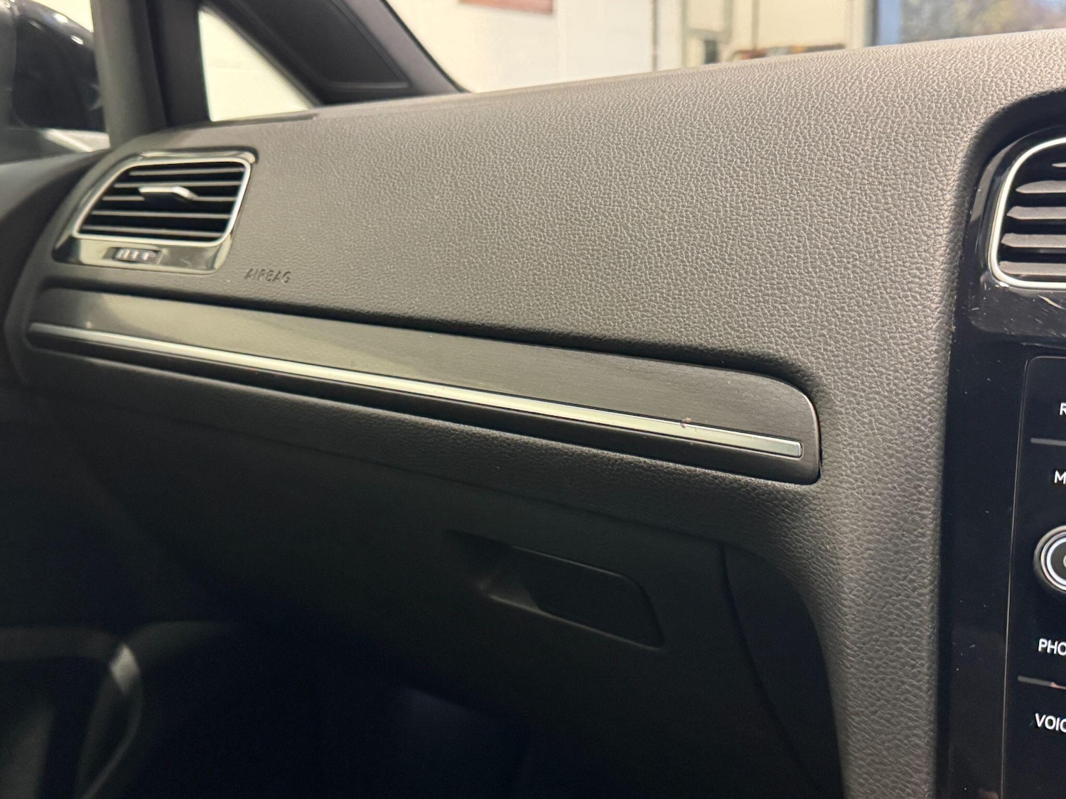 Used Volkswagen Golf 2018 for sale - 76485756: Photo 73