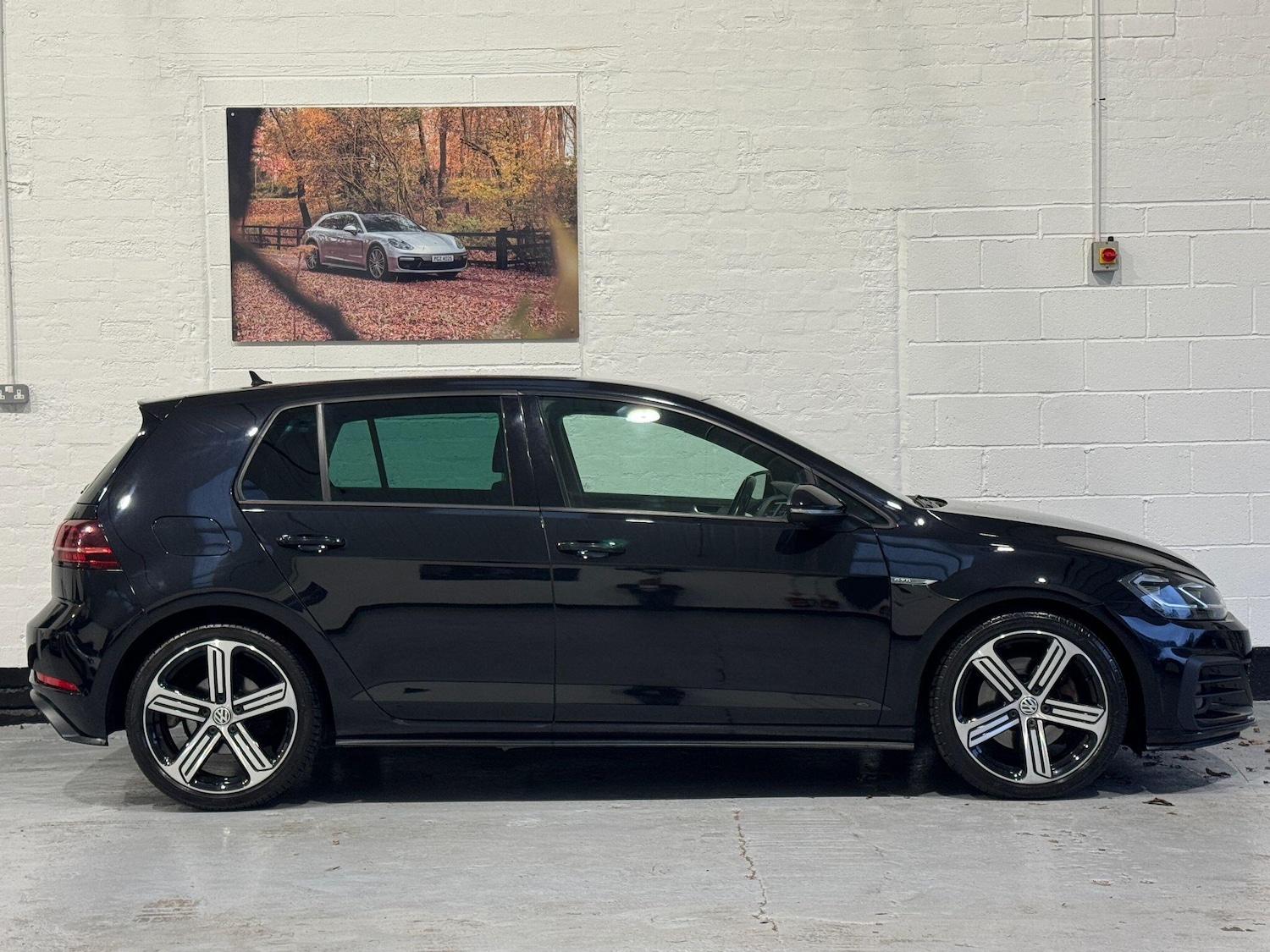 Used Volkswagen Golf 2018 for sale - 76485756: Photo 8