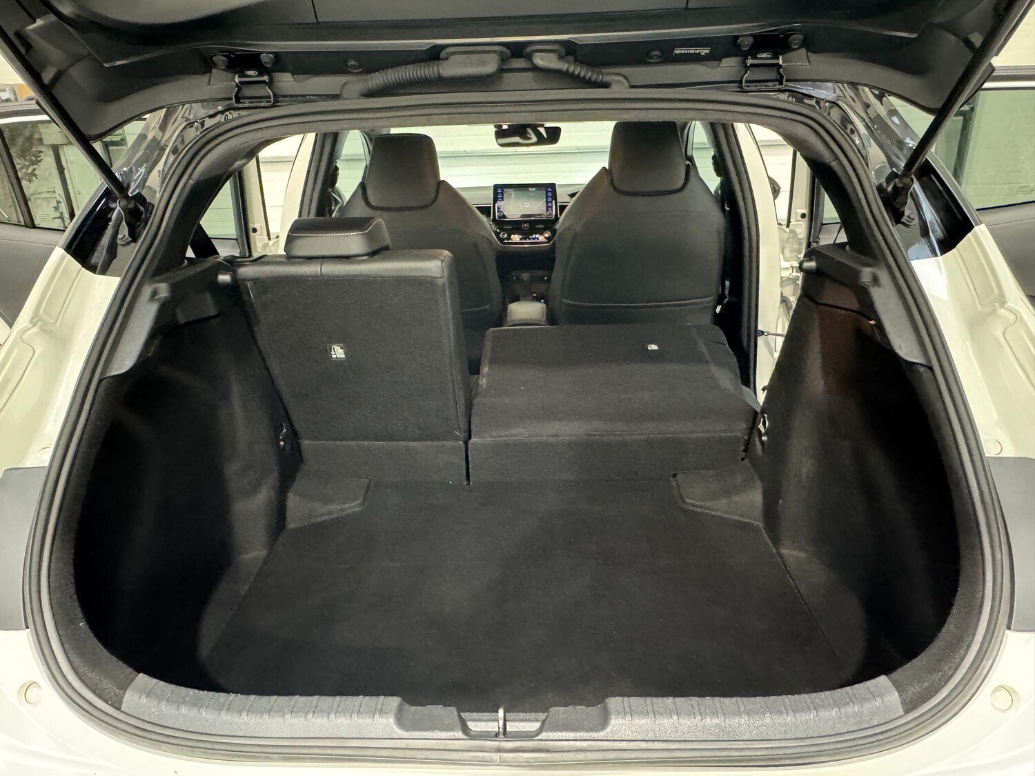 Used Toyota Corolla 2020 for sale - 76619750: Photo 54