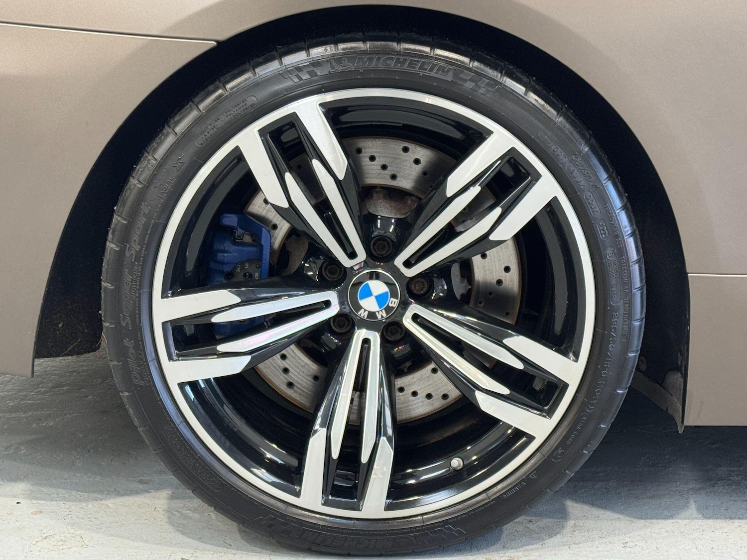 Used BMW M6 2017 for sale - 76926336: Photo 27