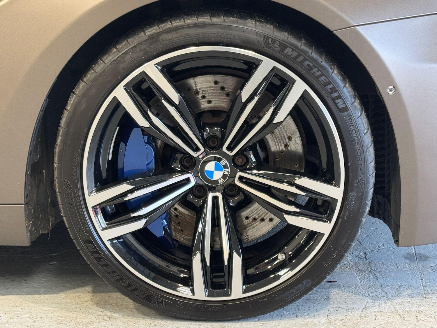 Used BMW M6 2017 for sale - 76926336: Photo 28