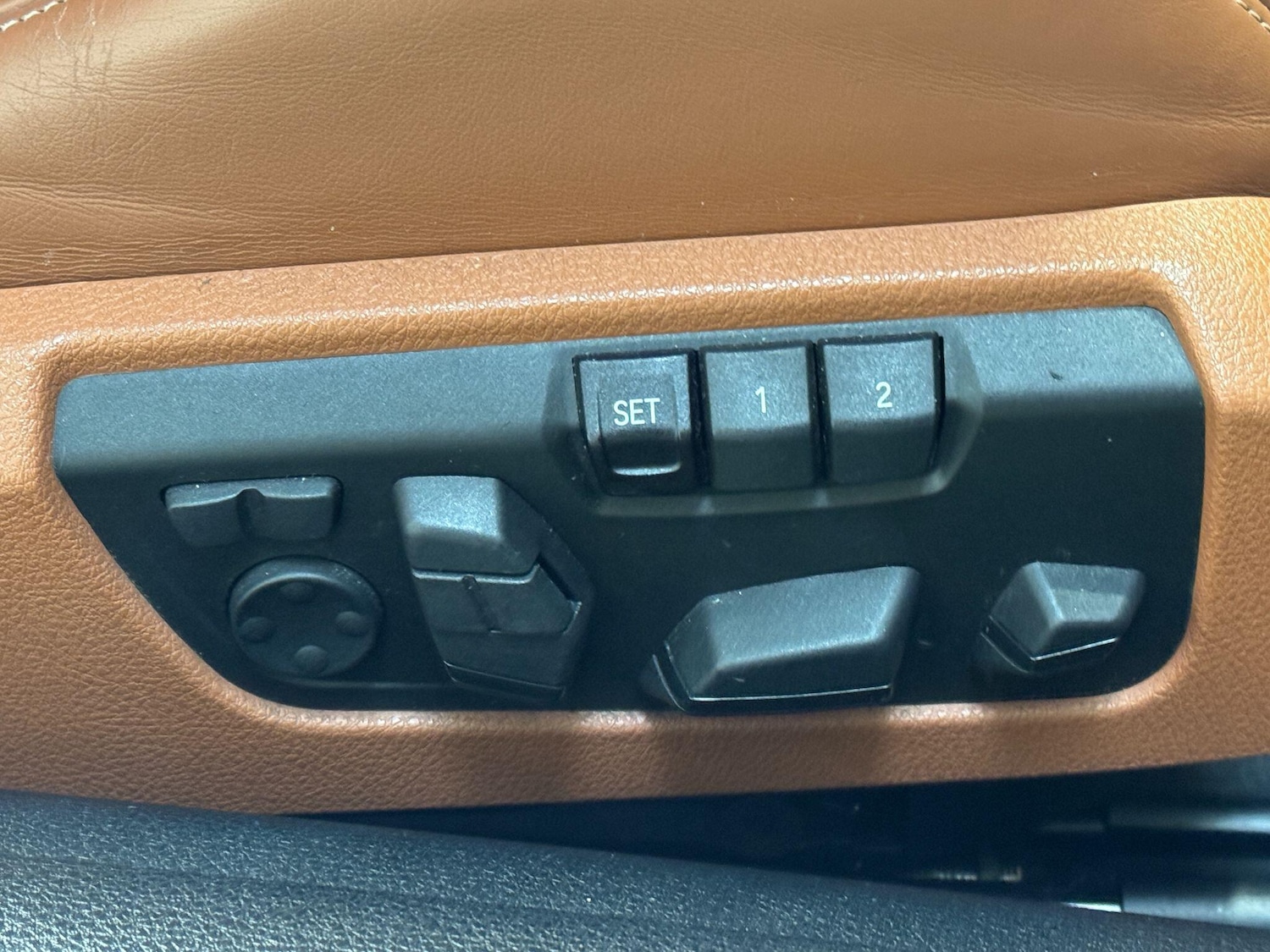 Used BMW M6 2017 for sale - 76926336: Photo 65