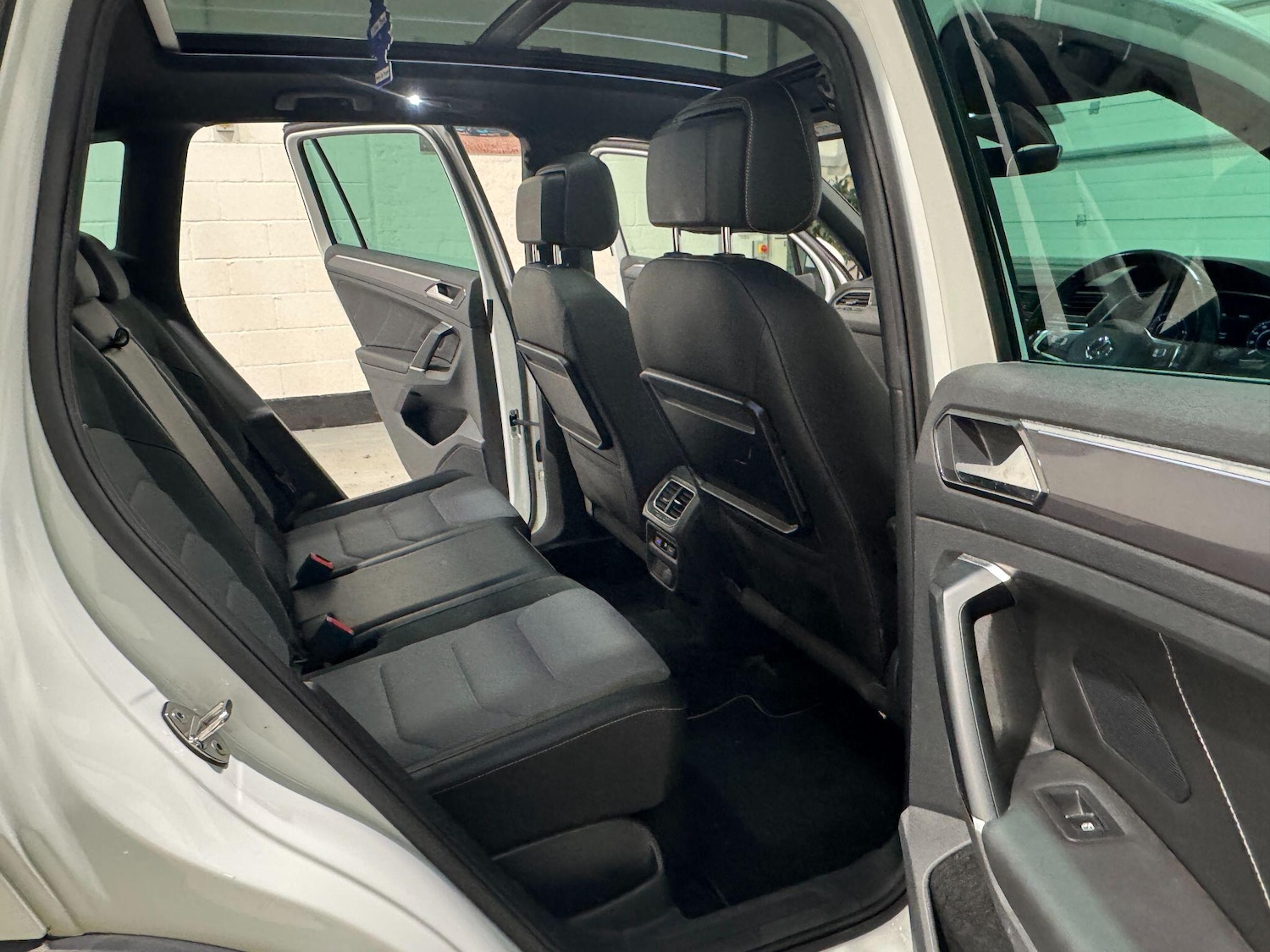 Used Volkswagen Tiguan 2016 for sale - 76658919: Photo 19