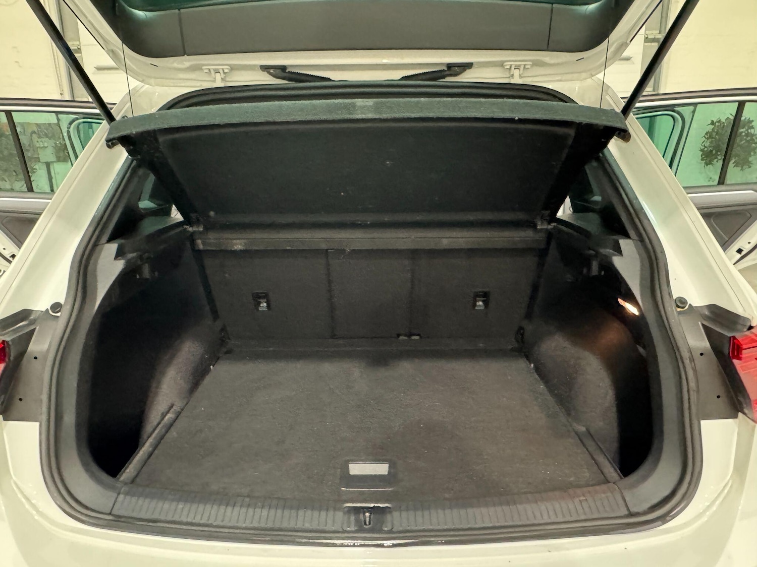 Used Volkswagen Tiguan 2016 for sale - 76658919: Photo 54