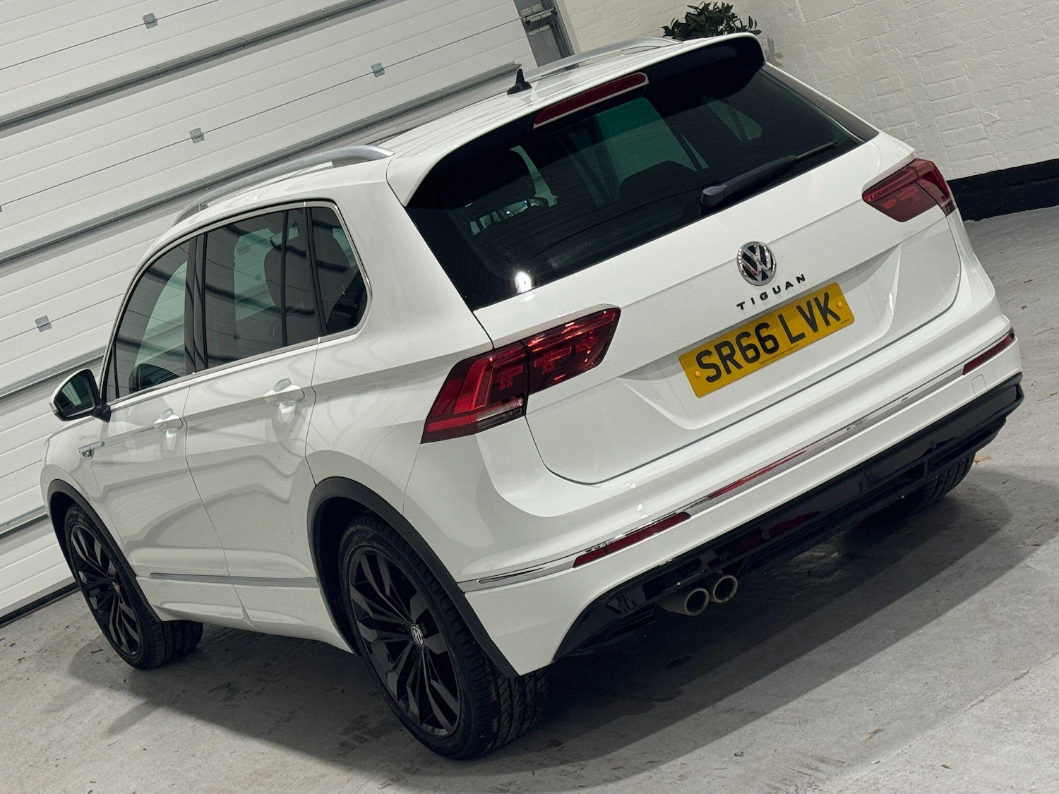 Used Volkswagen Tiguan 2016 for sale - 76658919: Photo 6