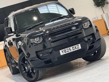 Used Land Rover Defender 2025 for sale - 78375429: Photo
