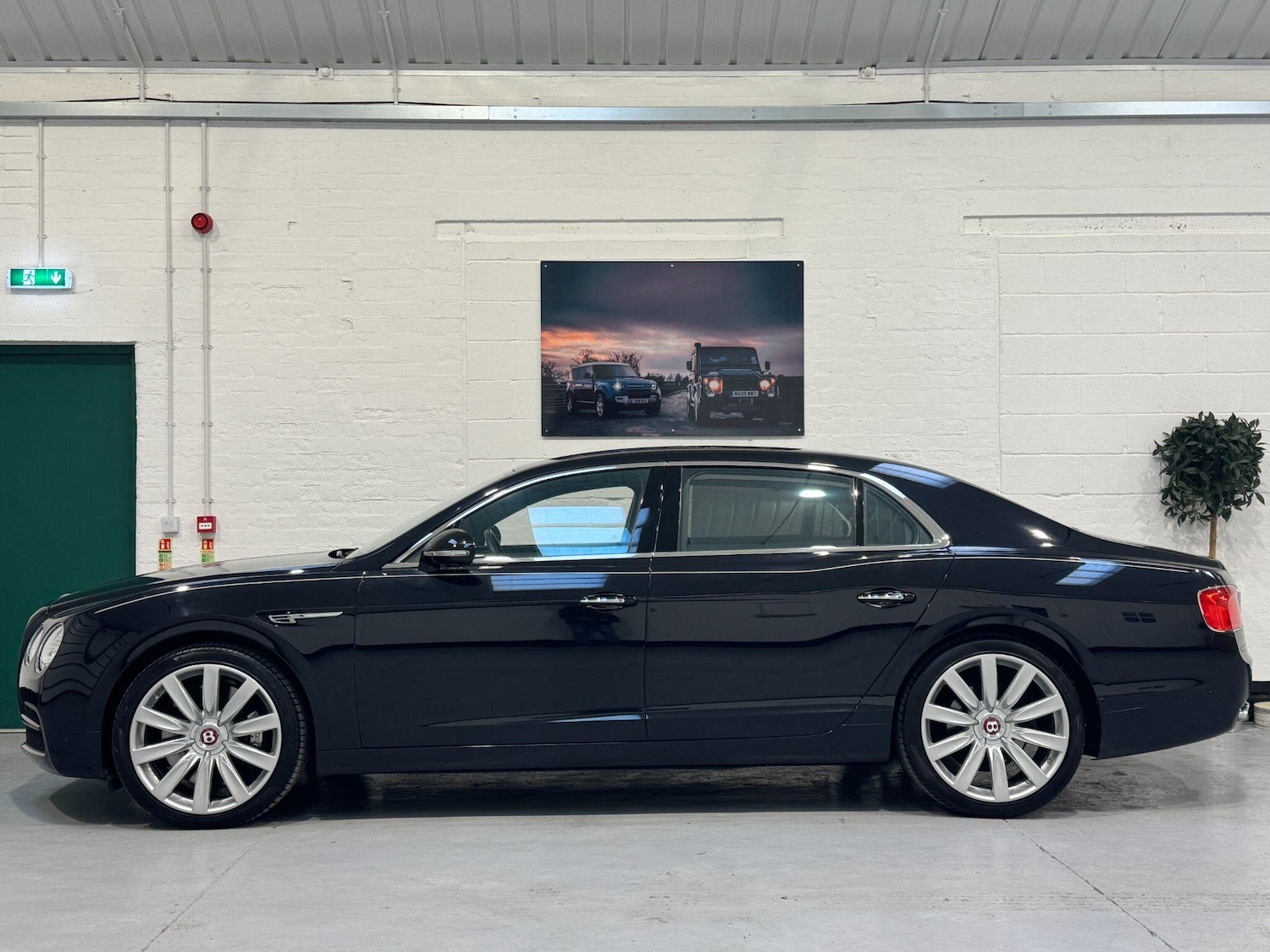 Used Bentley Flying Spur 2014 for sale - 78034411: Photo 10